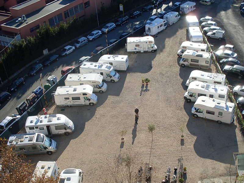 parcheggio scarperia roma